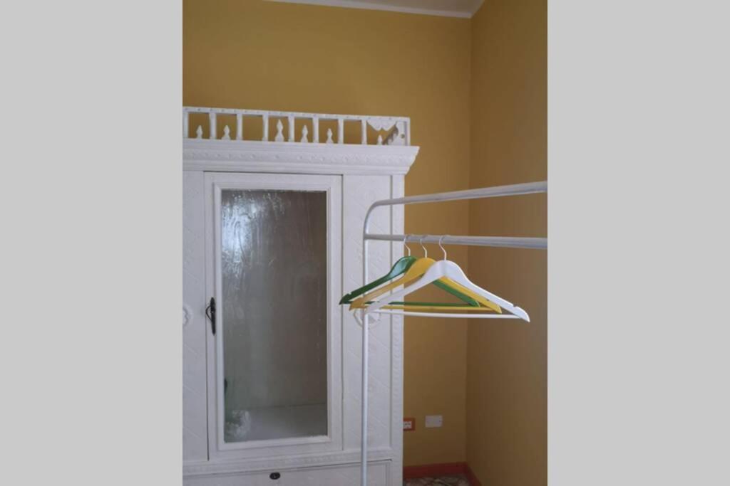 Attico Incerpi, Terrazza Sui Tetti Di Montecatini Terme Apartment Luaran gambar